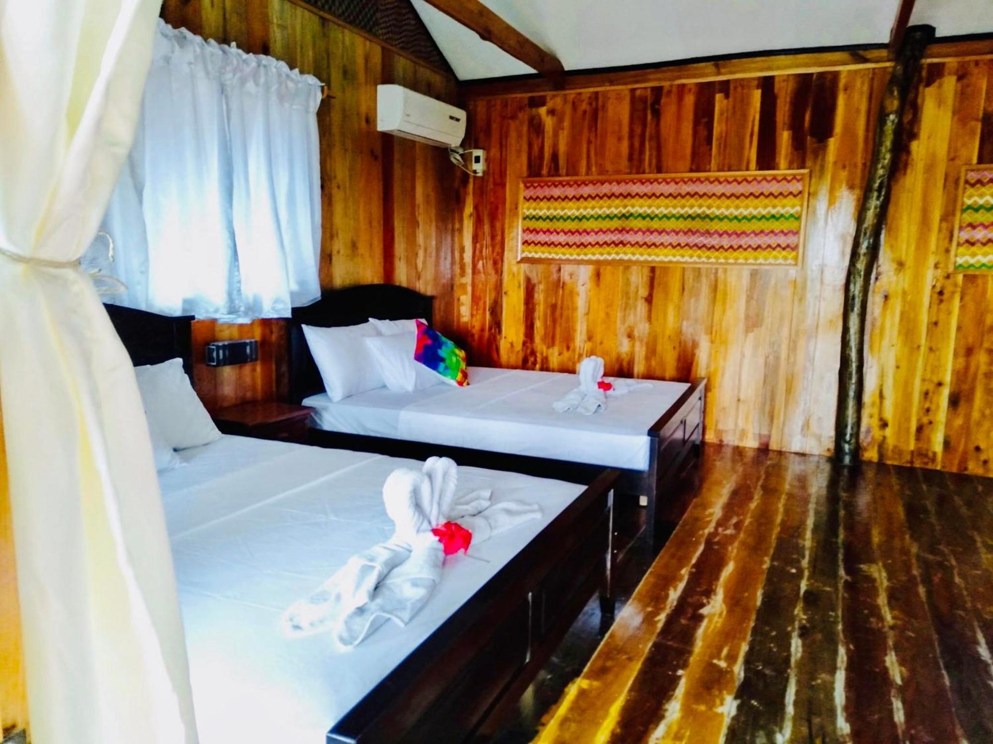 White Beach Front And Cottages Buruanga Quarto foto